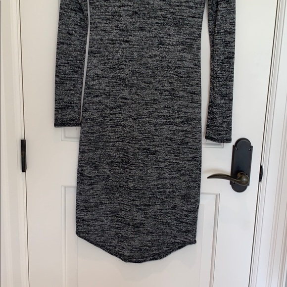 Aritzia Wilfred Free fitted dress - Picture 8 of 8